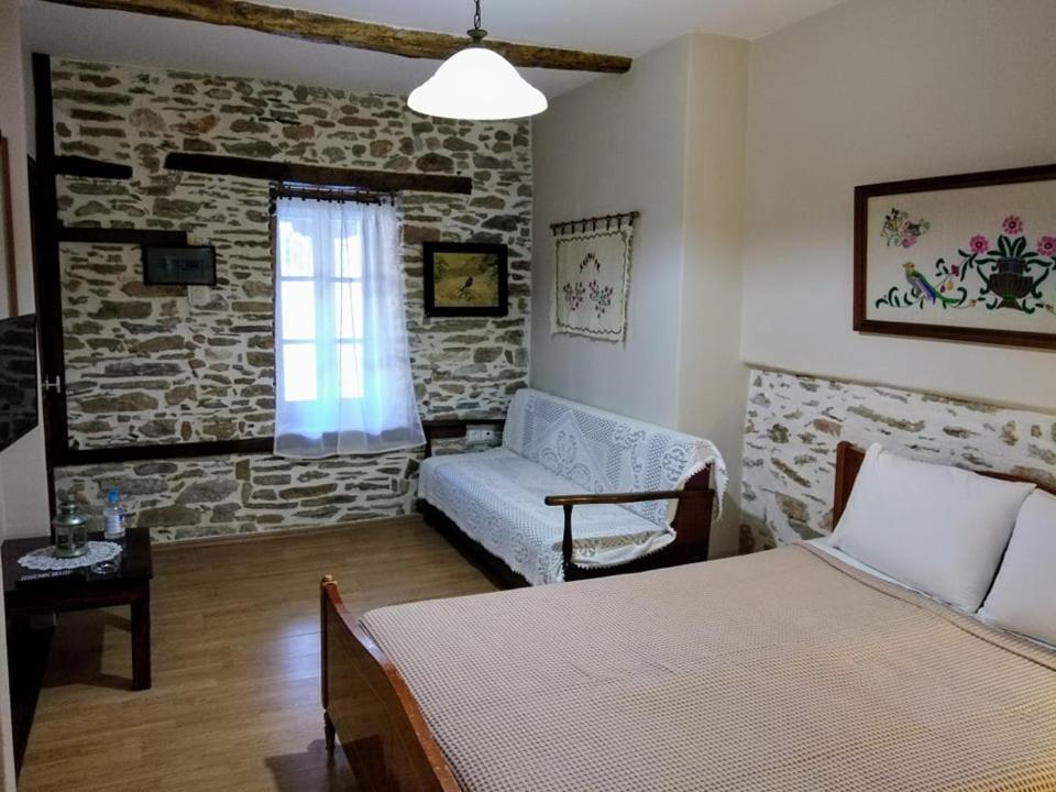 Ξενώνας Το Πέτρινο 2 Keramídhion Exterior foto