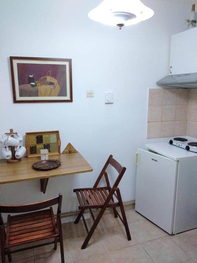 Ξενώνας Το Πέτρινο 2 Keramídhion Exterior foto